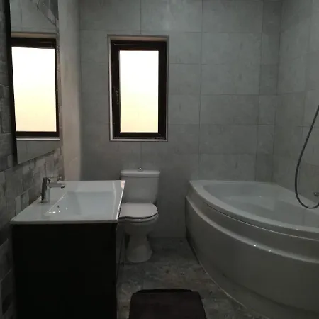 Large 3 Bedroom Pembroke